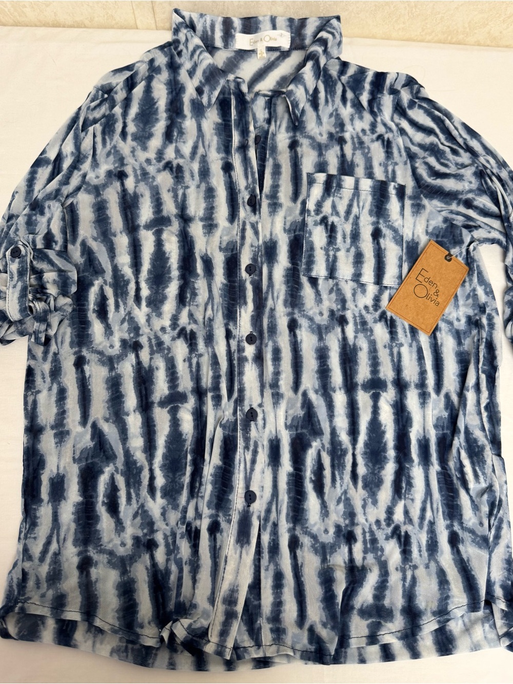 Eden & Olivia Navy and White Tie-Dye Button Front Blouse